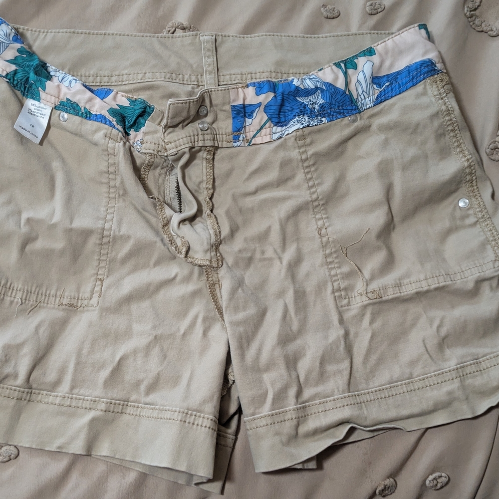 Maurices Tan and Blue Cargo Shorts with Relaxed Fit